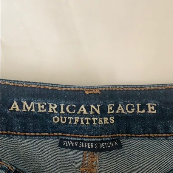 American Eagle Mid length shorts - Picture 3 of 4